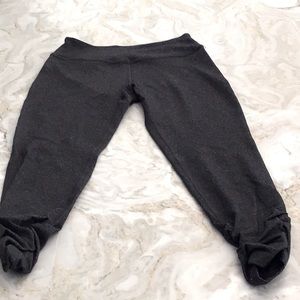 Beyond Yoga Capri Leggings